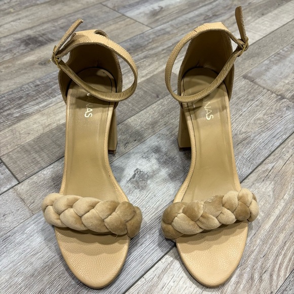 Kaanas Soho Velvet Braided Heels - Picture 2 of 5